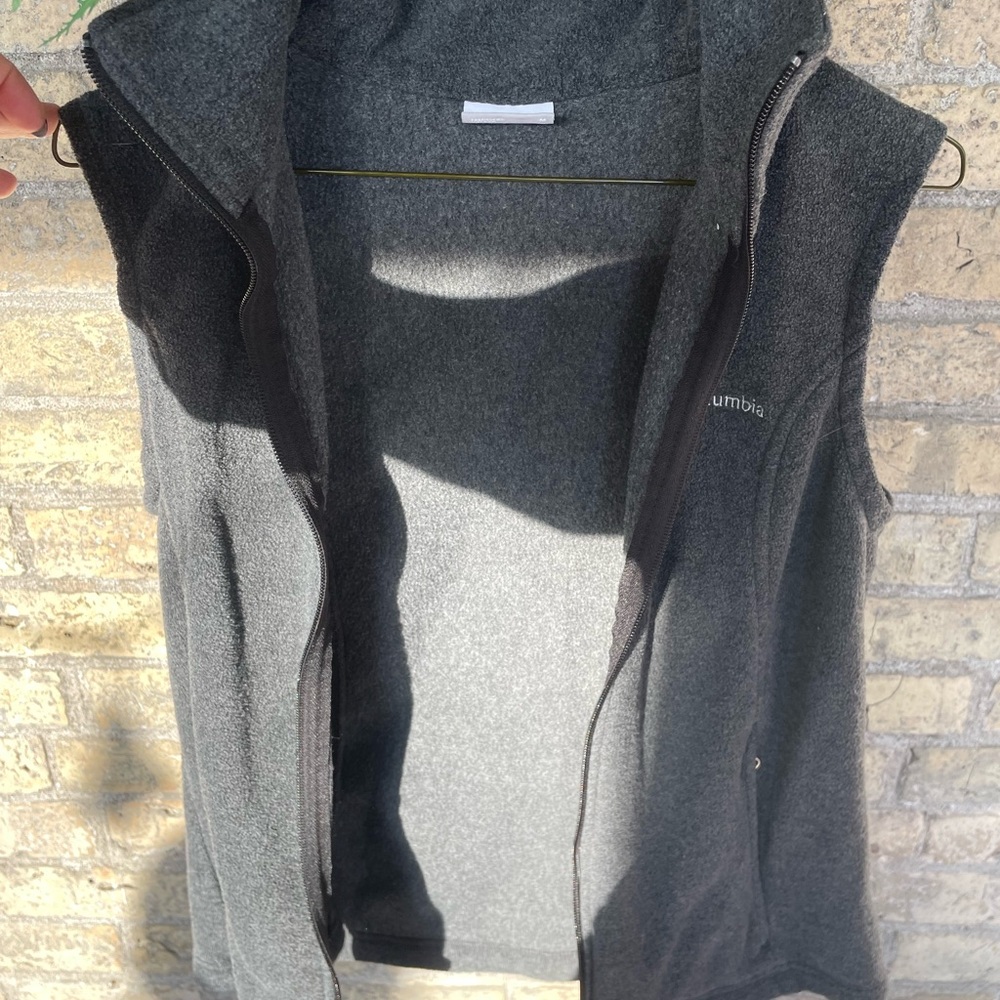 Columbia Charcoal Fleece Vest